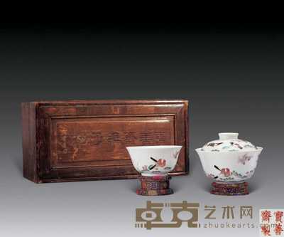 清道光 粉彩鸽子纹盖碗（二件） 11cm；9.4cm